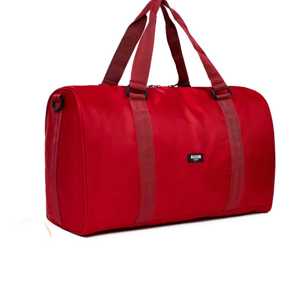 Reason Unisex Red Adjustable Strap Full Zip Traveling Duffle Bag One Size
